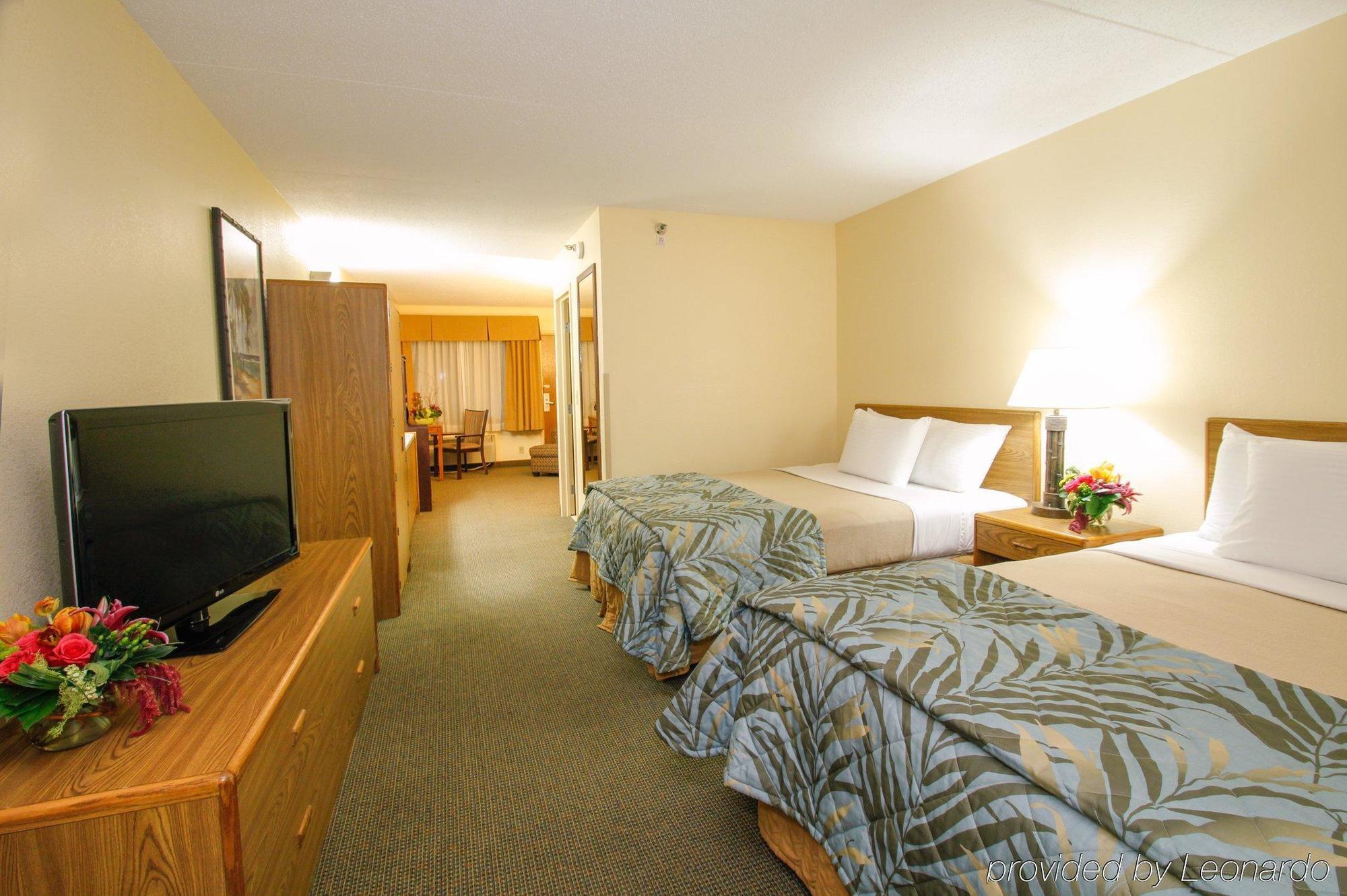 Edgewater Waterpark Hotel Duluth Exterior photo