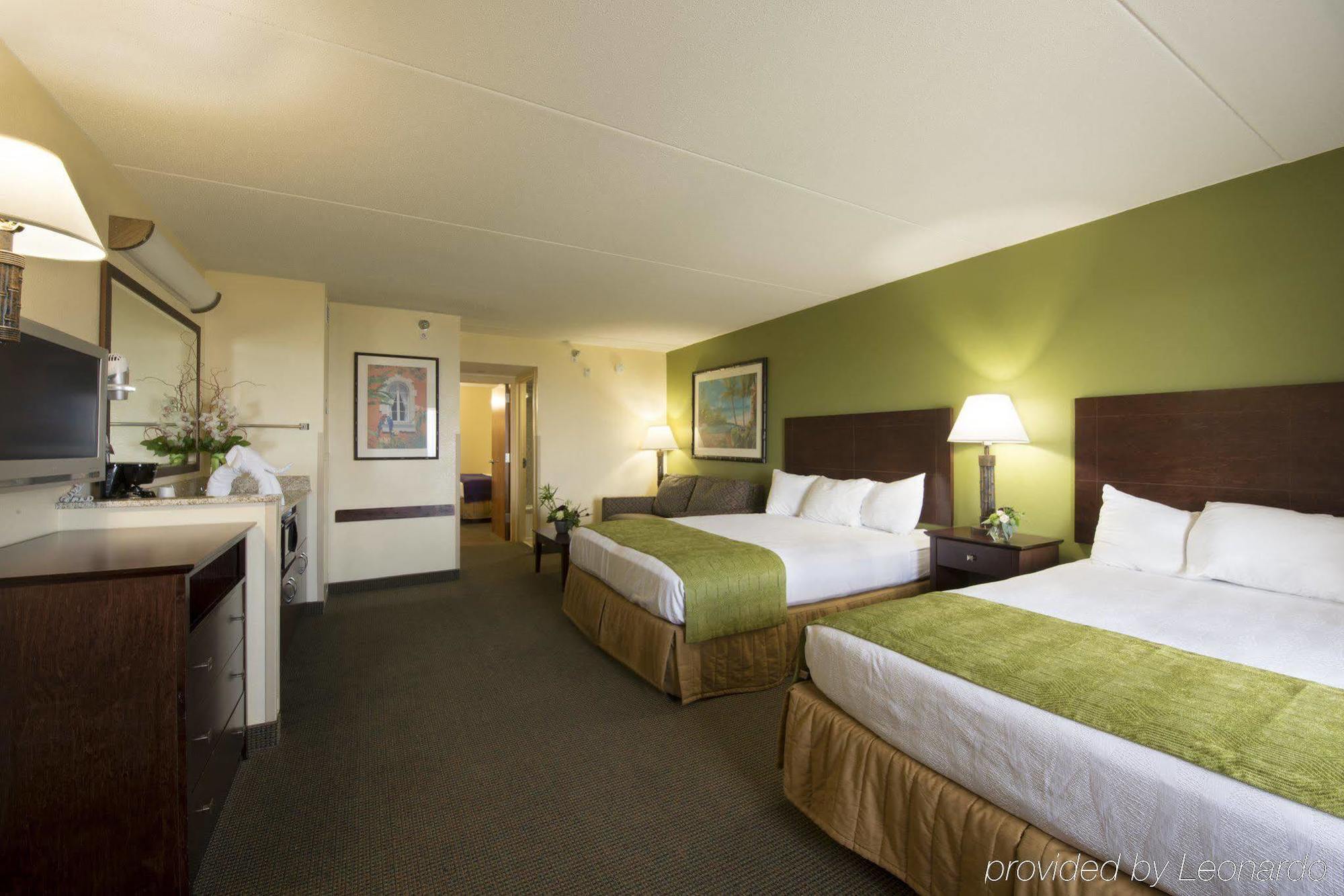 Edgewater Waterpark Hotel Duluth Exterior photo